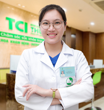 Bác sĩ Chuyên khoa II Lê Quỳnh Giang