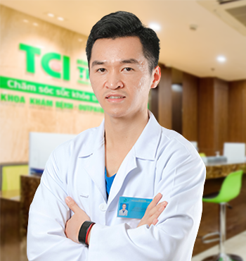 Bác sĩ Nguyễn Việt Hùng