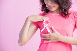6 Bước tự kiểm tra phát hiện sớm ung thư vú tại nhà đơn giản nhất