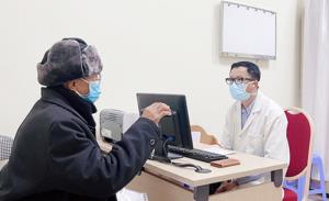 Mùa lạnh lưu ngay 5 bác sĩ điều trị đột quỵ giỏi ở Hà Nội