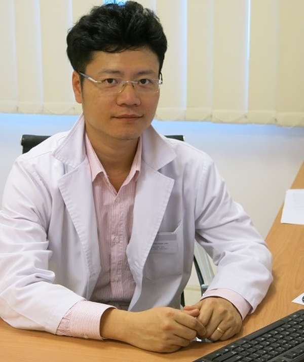 Bác sĩ Nguyễn Ngọc Sơn